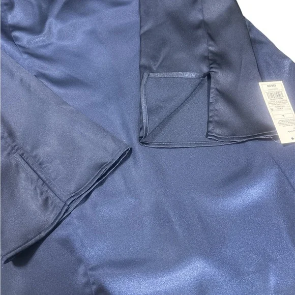 Elegant Navy Blue Silk Dress - Picture 3 of 6